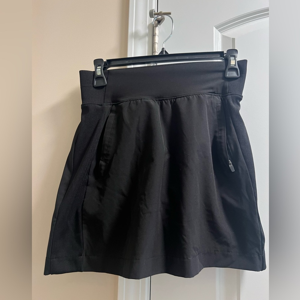 90 degree black athletic skort